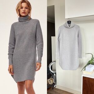 Aritzia Wilfred Free Light Gray Turtleneck Knit Casual Wool Sweater/Dress S
